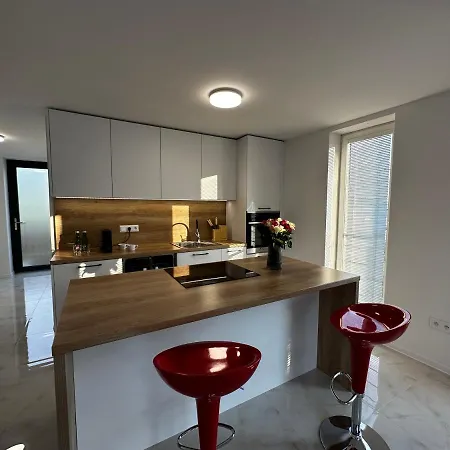 Grand Hyatt Appartments Podhajska