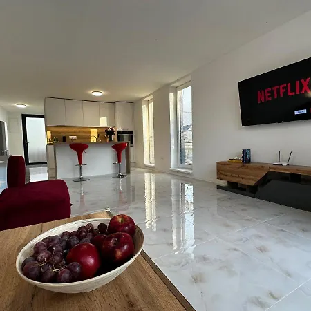 Grand Hyatt Appartments شقة *